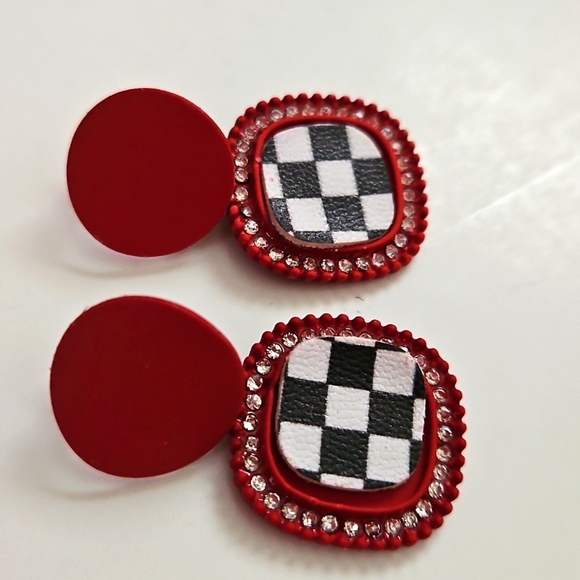Red, Black, and White Checkered Stud Earrings with Rhinestones, NWT! - Picture 2 of 4
